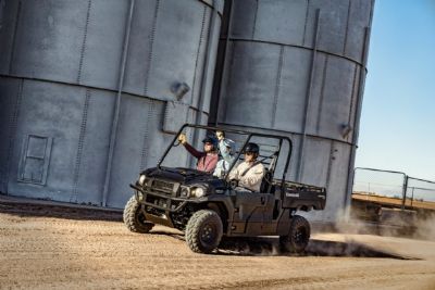 Pro Dx -Eps Diesel מחיר על הכביש כולל הגה כוח גג ודלתות בטיחות כולל רישוי וו גרירה לא כולל מע"מ החל מ 78.324 ש"ח תוספת לחצי קבינה חלון קדמי נפתח מגב מתז חלון אחורי נפתח 3418 ש"ח + מ
